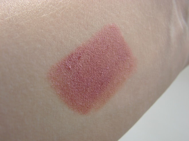 Yves Rocher Intense Kajal 100% Color в оттенке Розовый Коралл