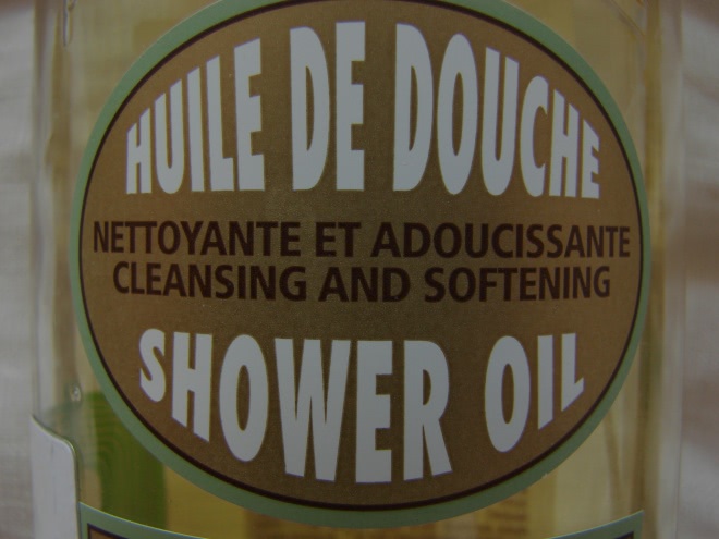 L' Occitane Cleansing And Softening Shower Oil With Almond Oil