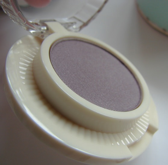 Benefit Longwear Powder Shadow Raincheck?