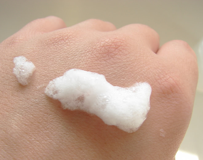 Средства по уходу за чувствительной кожей La Roche-Posay