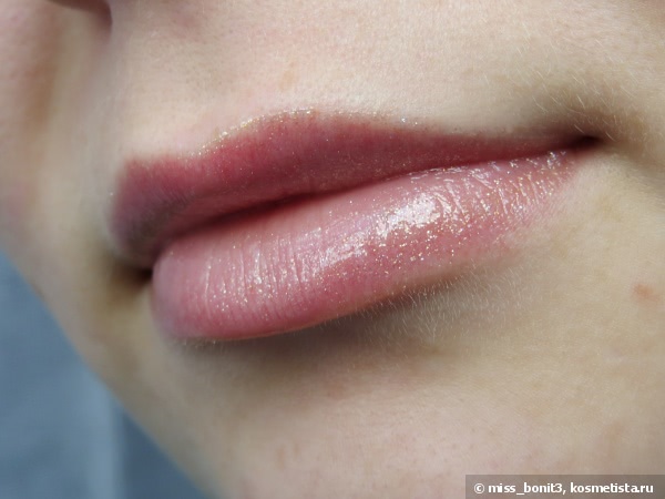 Блеск для губ Guerlain Gloss d’Enfer Maxi Shine Intense Colour & Shine Bare Lip Sensation #400 Gold Tchilack