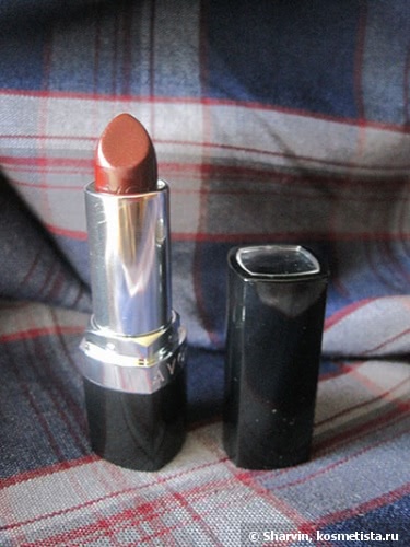 К западу от Октября. Губная помада Avon Ultra Color Bold Lipstick в оттенках 25910 Bold Bordeaux, 27258 Ruby Shock и 27288Sangria Shock