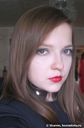 К западу от Октября. Губная помада Avon Ultra Color Bold Lipstick в оттенках 25910 Bold Bordeaux, 27258 Ruby Shock и 27288Sangria Shock