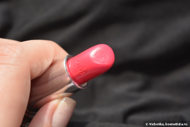 Моя первая яркая помада Dior Rouge Dior Couture Color Voluptuous Care Lipstick № 775 Darling