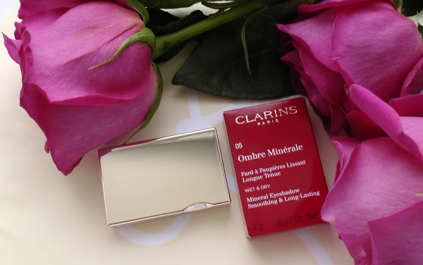 Светлые оттенки теней от Dior, Laura Mercier, Clarins, Catrice и the Balm