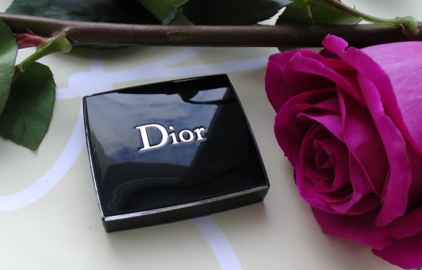 Светлые оттенки теней от Dior, Laura Mercier, Clarins, Catrice и the Balm