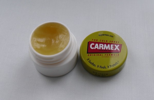 Уход от Lancome, Shiseido, Biotherm, Clarins, Biore, Clinique, Кора, L'Occitane, Caudalie, Tony Moly, Eos, Carmex и Nivea