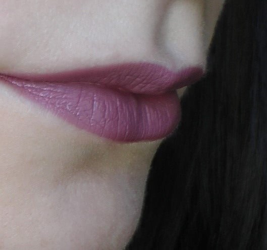 Эксперимент с бюджетной помадой Stellary Long Lasting Lipstick # F 23 Засушенная роза