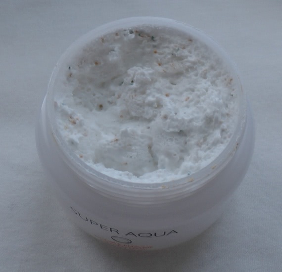 Уход от Givenchy, Clarins, Dr. Hauschka, Bioderma, Ciracle, Tony Moly, Missha, It's Skin, Sea of Spa и от Мастерской Олеси Мустаевой