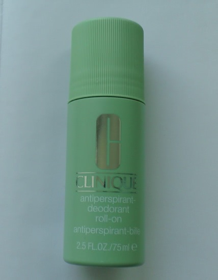 Уход от Lancome, Shiseido, Biotherm, Clarins, Biore, Clinique, Кора, L'Occitane, Caudalie, Tony Moly, Eos, Carmex и Nivea