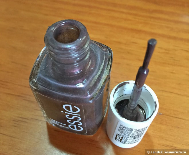 Essie Nail Lacquer «Sable Collar» №1049