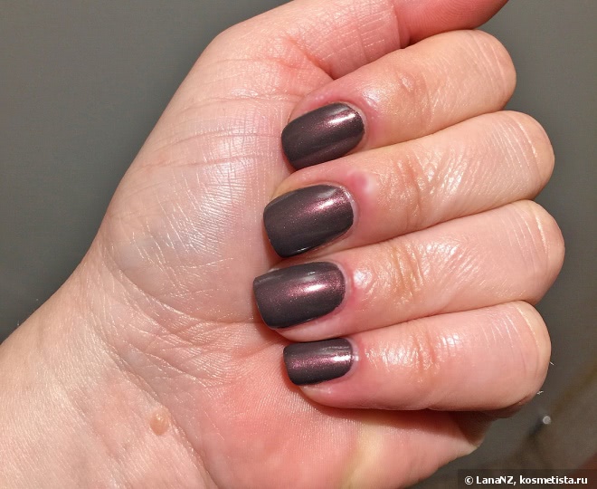 Essie Nail Lacquer «Sable Collar» №1049
