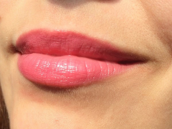 Dior Addict Lipstick Vibrant Color Spectacular Shine #571 Windrose