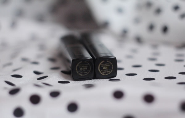Amway Artistry Concealer SPF 15 в оттенках Light и Medium