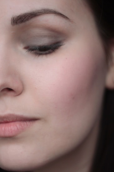 Clarins Ombre Matte Cream-to-Powder Matte Eyeshadow Smoothing & Long-Lasting в оттенке 03 Taupe