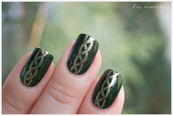 China Glaze - Glittering Garland