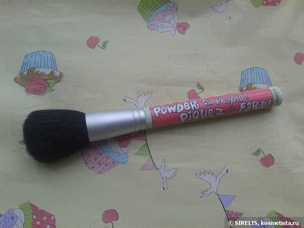 3 кисти помощницы от theBalm