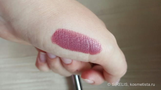 Шикарная Lorac Lip Luxe 8 Hour Lip Color Bordeaux