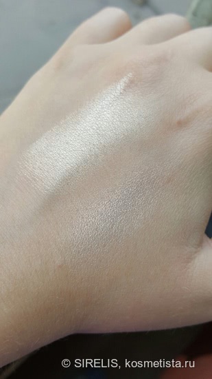 Кадр из любимого мультфильма с Too Faced Highlighting Powder Duo Candlelight