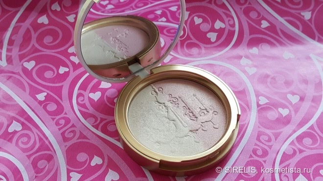 Кадр из любимого мультфильма с Too Faced Highlighting Powder Duo Candlelight
