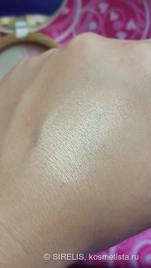 Кадр из любимого мультфильма с Too Faced Highlighting Powder Duo Candlelight