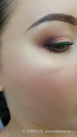 Кадр из любимого мультфильма с Too Faced Highlighting Powder Duo Candlelight