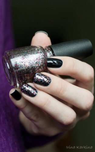 China Glaze - Dancing & Prancing