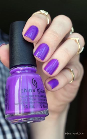 China Glaze - Plur-ple
