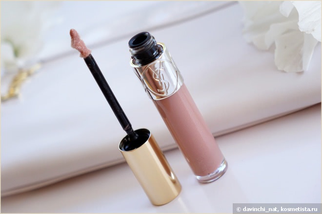 Yves Saint Laurent Gloss Volupte Extreme Shine Soft & Light Texture #19, Rose Orfevre, #20, Nude Carat, #203, Corail Gandoura