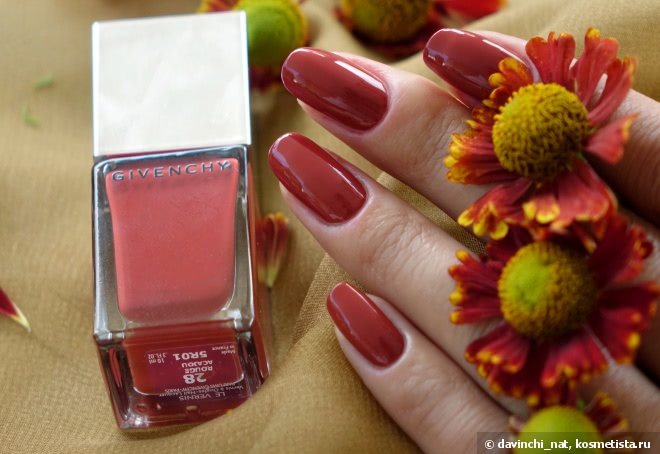 Осенние мотивы. Givenchy Le Vernis Intense Color Satiny Shine Nail Laquer #28 Rouge Acajou