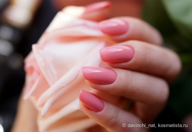 Dolce&Gabbana Rosa Look 2016. Dolce & Gabbana Intense Nail Lacquer #227 BonBon, #735 Lava