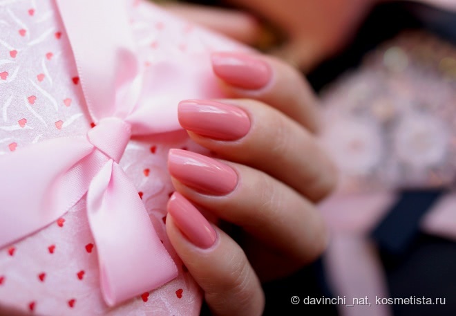 Dolce&Gabbana Rosa Look 2016. Dolce & Gabbana Intense Nail Lacquer #227 BonBon, #735 Lava