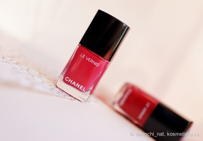Chanel Le Vernis Longwear Nail Colour #508 Shantung, #506 Camelia
