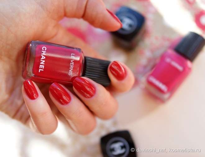 Chanel Le Vernis Longwear Nail Colour #508 Shantung, #506 Camelia