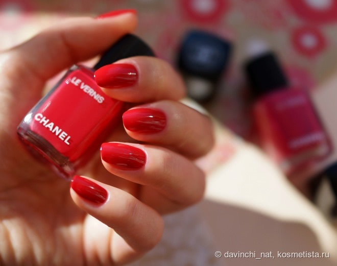 Chanel Le Vernis Longwear Nail Colour #508 Shantung, #506 Camelia
