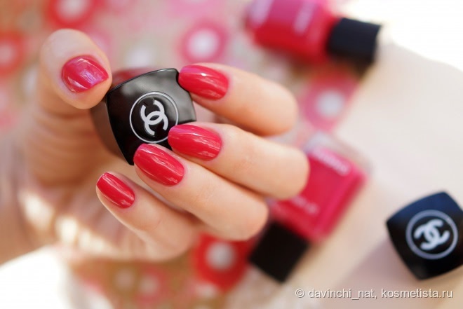 Chanel Le Vernis Longwear Nail Colour #508 Shantung, #506 Camelia