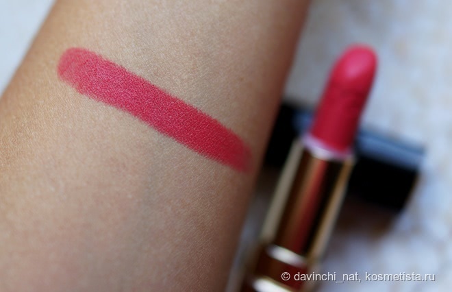 Одеяния лета. Dolce&Gabbana Dolce Matte Lipstick #512 Dolce Excelsa. Chanel Le Vernis Longwear Nail Colour # #524 Turban