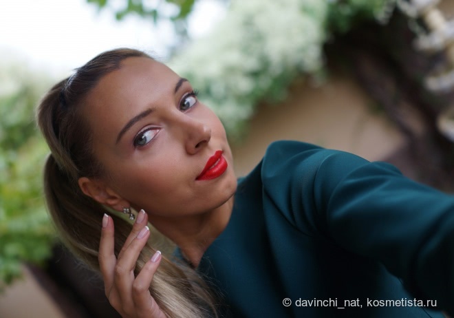 Click. Touch. Smile. By Terry Rouge-Expert Click Stick Fall Winter 2016. by Terry Rouge Expert Click Stick #2 Bloom Nude, #6 Rosy Flush, #10 Garnet Glow, #17 My Red
