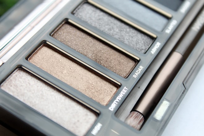 Urban Decay Naked Smoky Palette