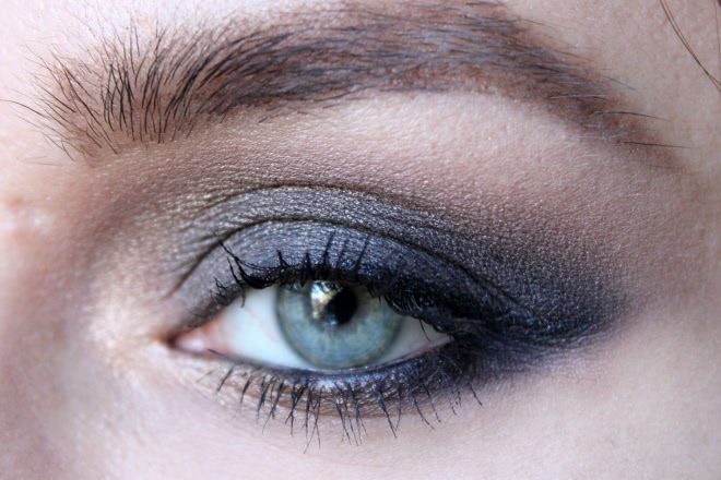 Urban Decay Naked Smoky Palette