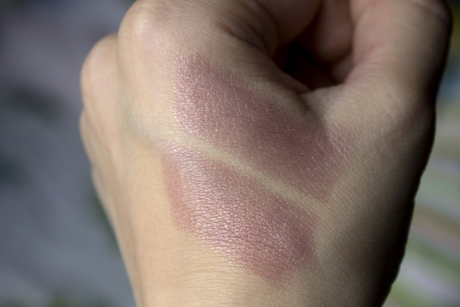 Givenchy Rouge Interdit Vinyl 16 Noir Revelateur