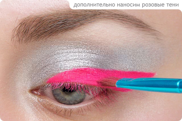Tutorial. Silver & Neon Pink Eyeliner