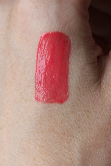 Спелая ягодка-Guerlain Gloss D’Enfer Maxi Shine Intense Colour & Shine Bare Lip Sensation в оттенке 468 Candy Strip