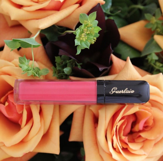 Спелая ягодка-Guerlain Gloss D’Enfer Maxi Shine Intense Colour & Shine Bare Lip Sensation в оттенке 468 Candy Strip
