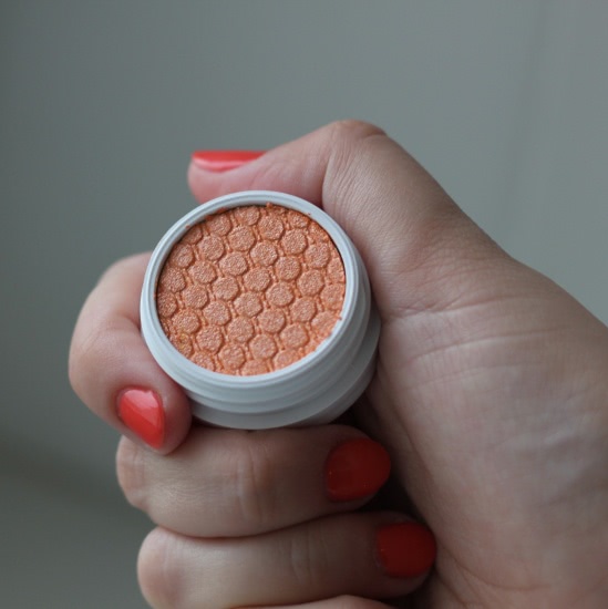 Недоступное доступное счастье: тени и помады ColourPop