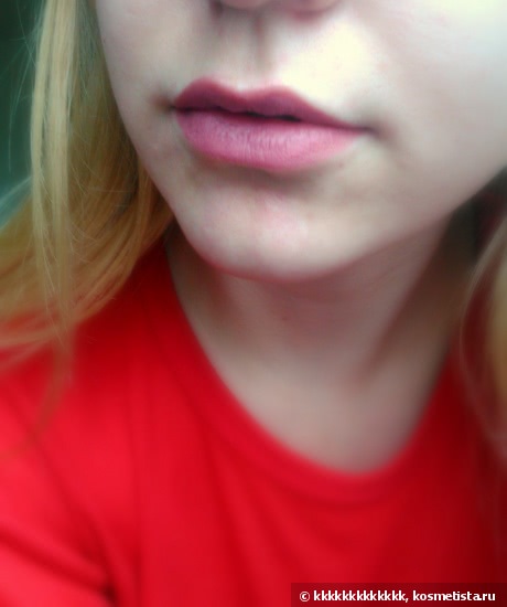 Такого цвета у меня еще не было. Essence lipliner 06 satin mauve