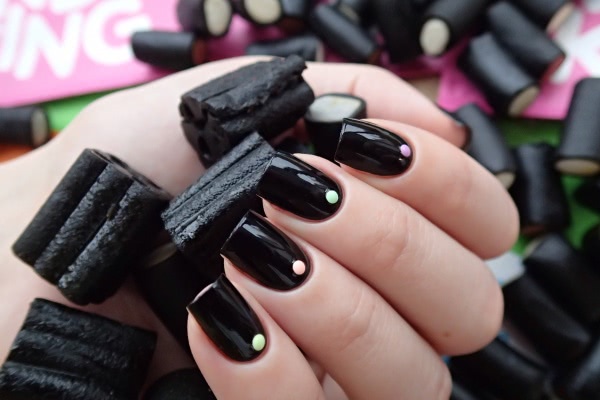 Essie Licorice