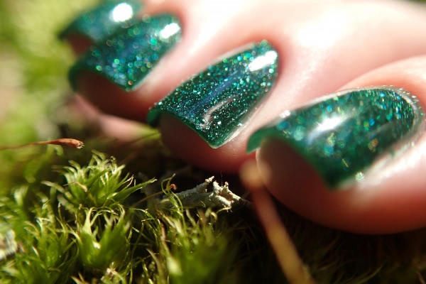 Picture pOlish Nail polish Kryptonite