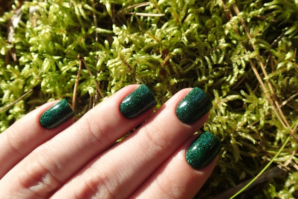 Picture pOlish Nail polish Kryptonite