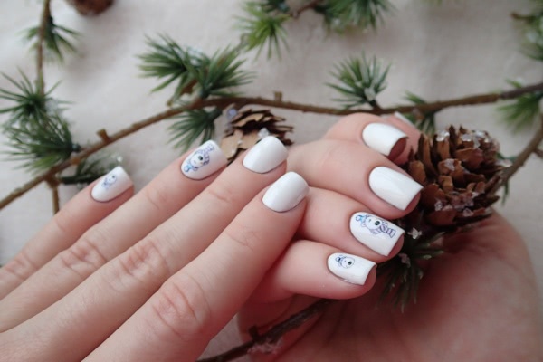 China Glaze Nail lacquer with hardeners 70255 White on white